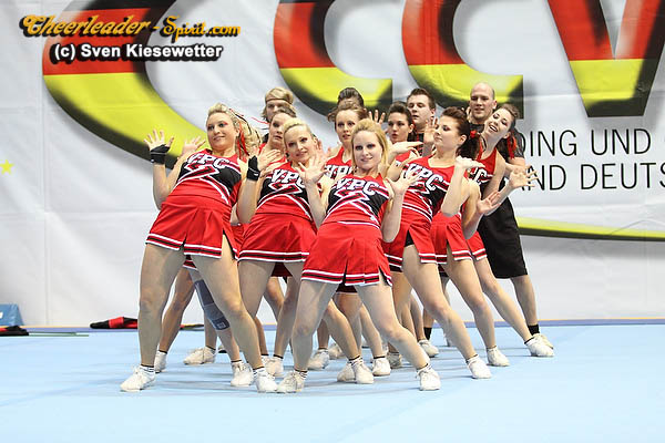 ../Images/V-Town Panthers Senior Coed_021.jpg